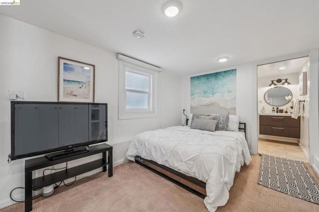 2012 Chestnut St, Oakland, CA 94607