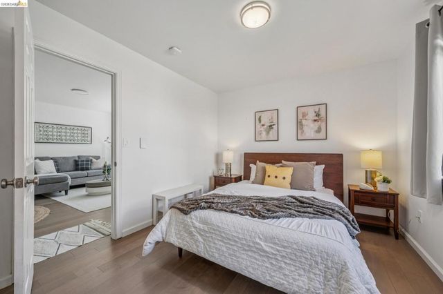 2012 Chestnut St, Oakland, CA 94607