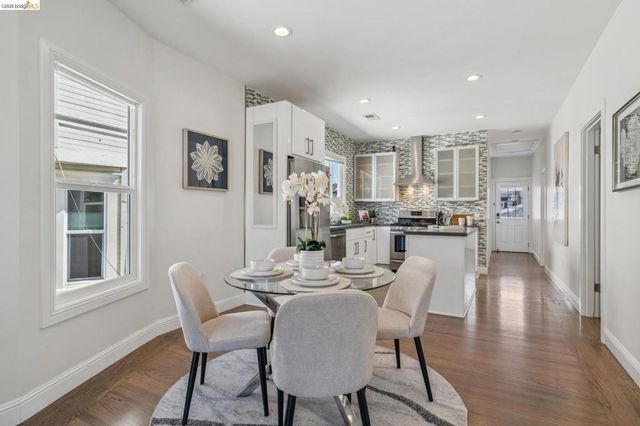 2012 Chestnut St, Oakland, CA 94607