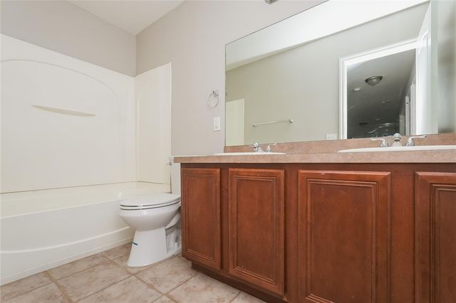 12125 FOX BLOOM AVENUE, Gibsonton, FL 33534