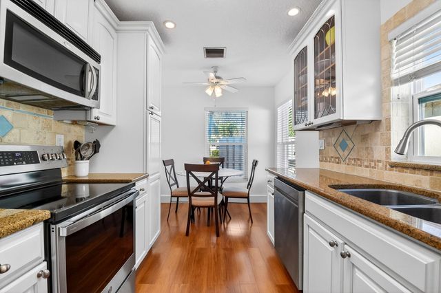 5198 Mirror Lakes Boulevard, Boynton Beach, FL 33472