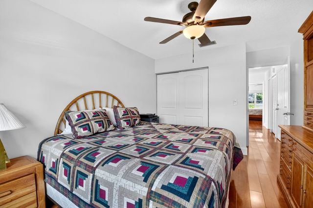 5198 Mirror Lakes Boulevard, Boynton Beach, FL 33472