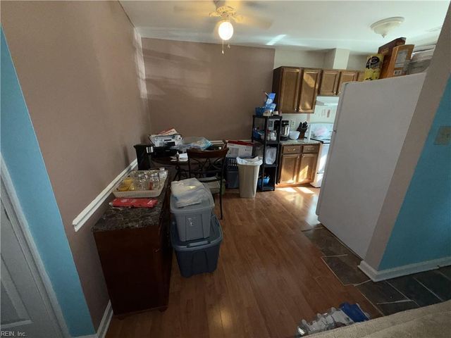 407 Hollomon DR, Hampton, VA 23666