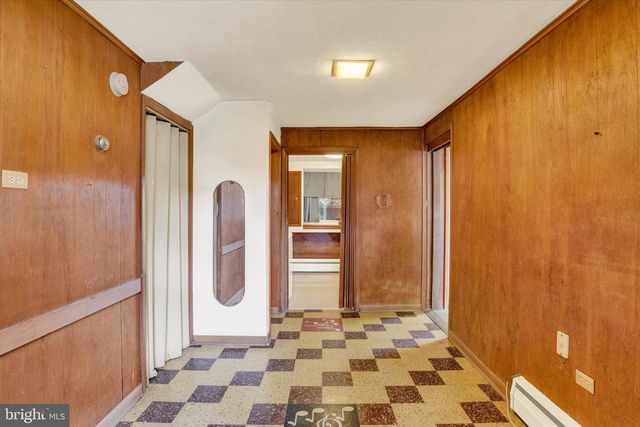 240 WALNUT ST, Highspire, PA 17034