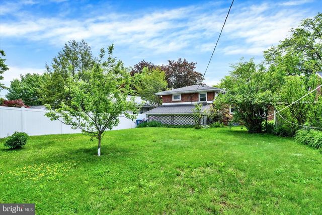 240 WALNUT ST, Highspire, PA 17034