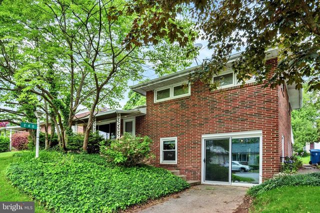 240 WALNUT ST, Highspire, PA 17034