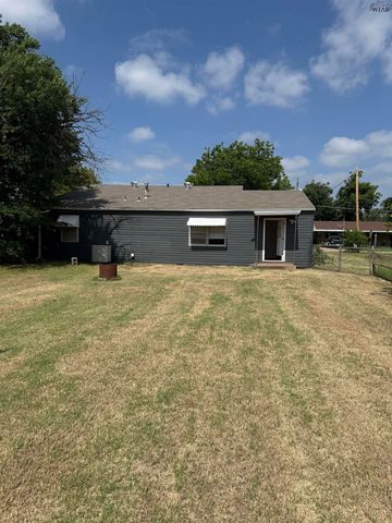 1021 HIRSCHI LANE, Wichita Falls, TX 76306