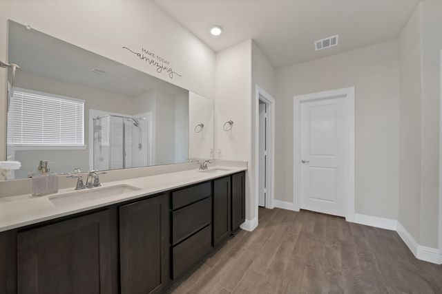 10700 Rock Bolt Drive, Aubrey, TX 76227