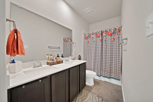 10700 Rock Bolt Drive, Aubrey, TX 76227