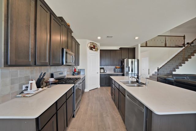 10700 Rock Bolt Drive, Aubrey, TX 76227