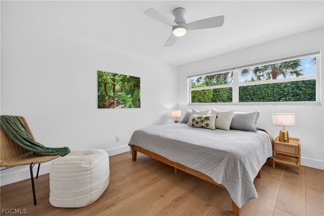 1103 Captains Walk ST, Sanibel, FL 33957