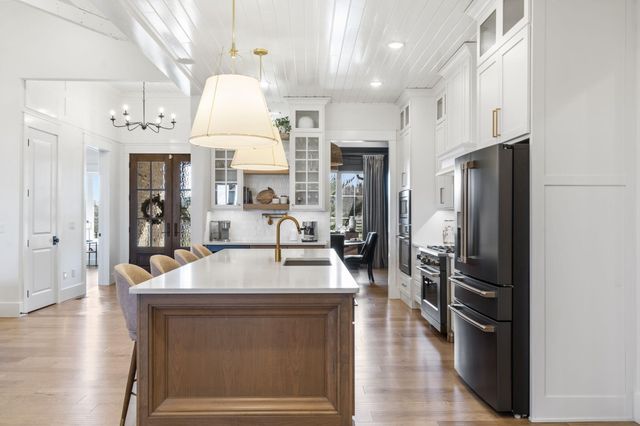 4035 E Brookdale Terrace, Springfield, MO 65802