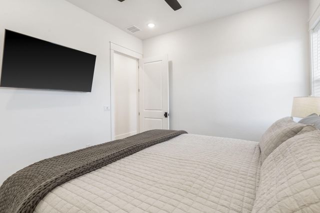 4035 E Brookdale Terrace, Springfield, MO 65802