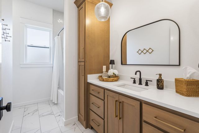 4035 E Brookdale Terrace, Springfield, MO 65802