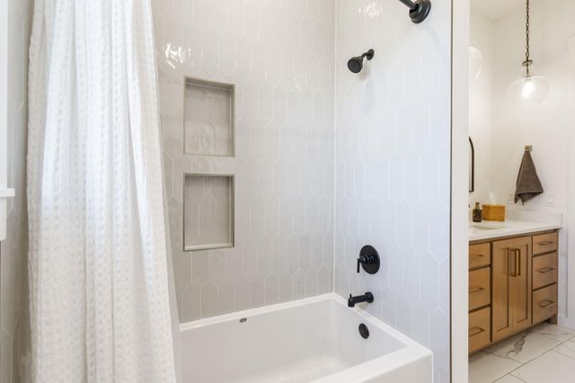 4035 E Brookdale Terrace, Springfield, MO 65802