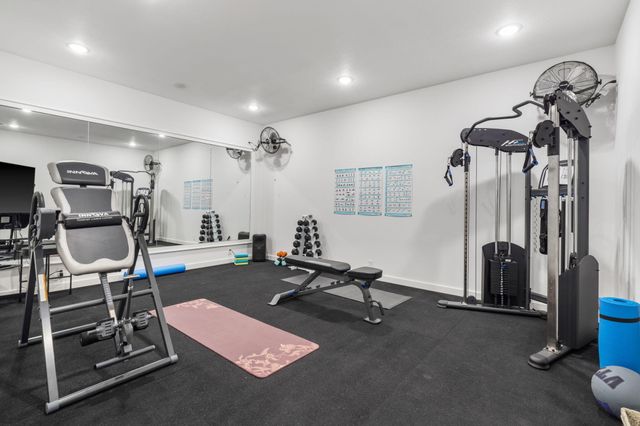 4035 E Brookdale Terrace, Springfield, MO 65802