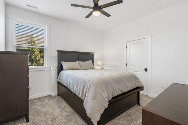 4035 E Brookdale Terrace, Springfield, MO 65802