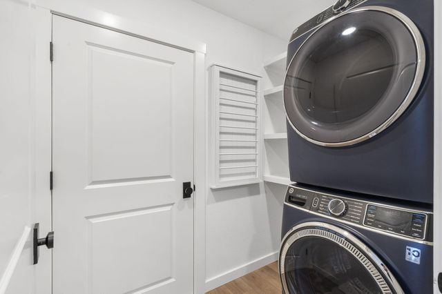 4035 E Brookdale Terrace, Springfield, MO 65802