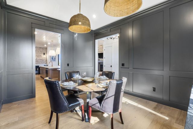 4035 E Brookdale Terrace, Springfield, MO 65802