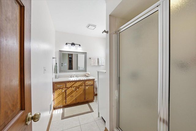 269 W Acorn DRIVE, Grafton, WI 53024