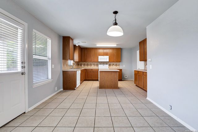 9510 HANOVER CV, Converse, TX 78109