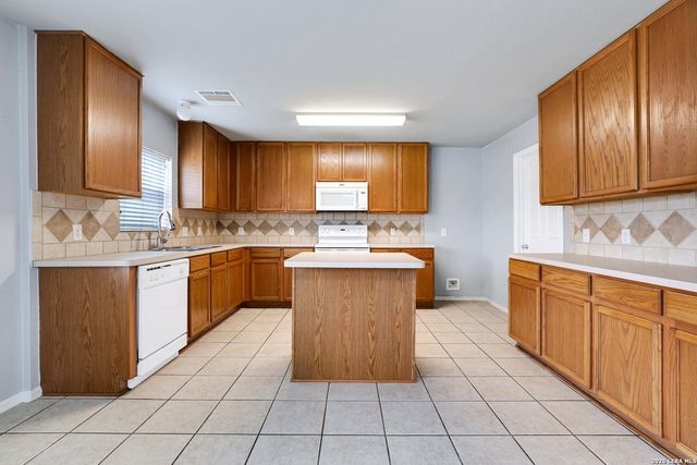 9510 HANOVER CV, Converse, TX 78109