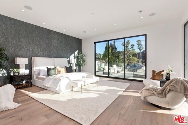 16879 Mooncrest Drive, Encino (los Angeles), CA 91436