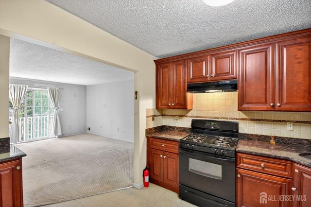 258 Kempsey Drive, North Brunswick, NJ 08902