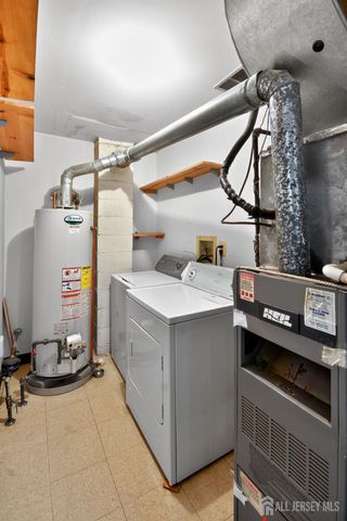 258 Kempsey Drive, North Brunswick, NJ 08902