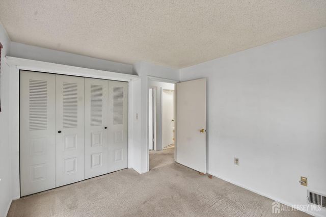 258 Kempsey Drive, North Brunswick, NJ 08902