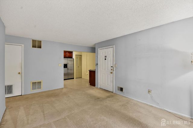 258 Kempsey Drive, North Brunswick, NJ 08902