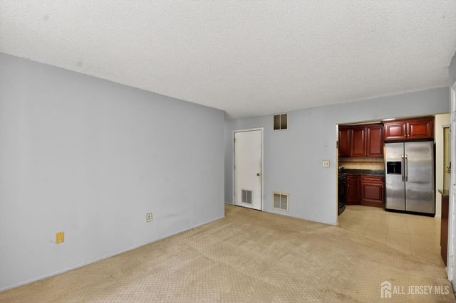 258 Kempsey Drive, North Brunswick, NJ 08902