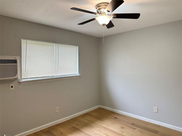 8010 Roswell Street 1, Houston, TX 77022