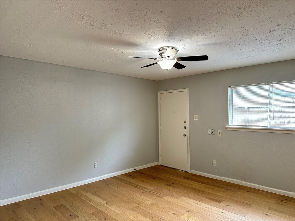 8010 Roswell Street 1, Houston, TX 77022