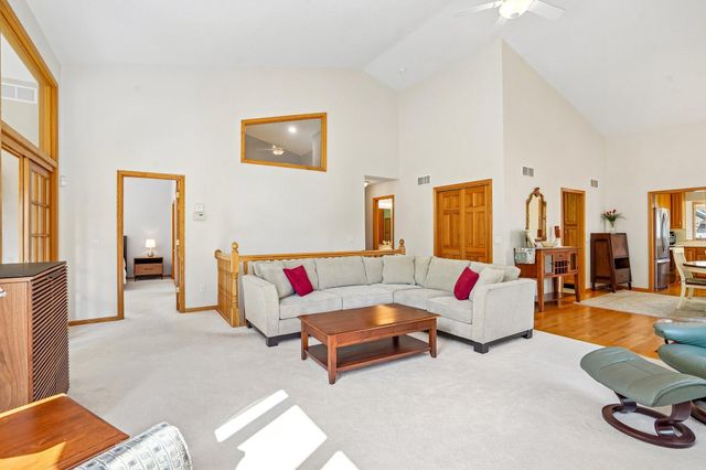 7247 Lake Ridge Drive, Savage, MN 55378