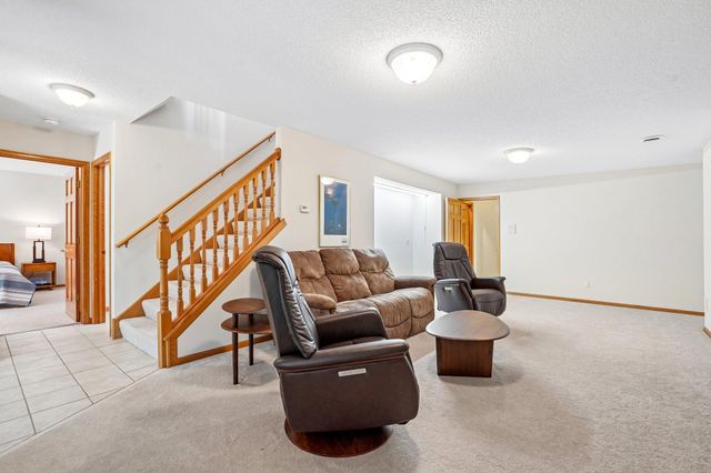7247 Lake Ridge Drive, Savage, MN 55378