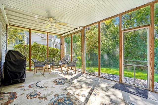 7247 Lake Ridge Drive, Savage, MN 55378