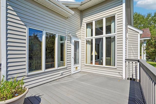 7247 Lake Ridge Drive, Savage, MN 55378