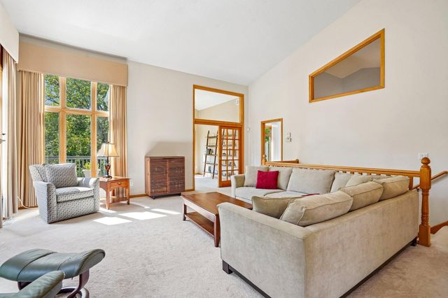 7247 Lake Ridge Drive, Savage, MN 55378