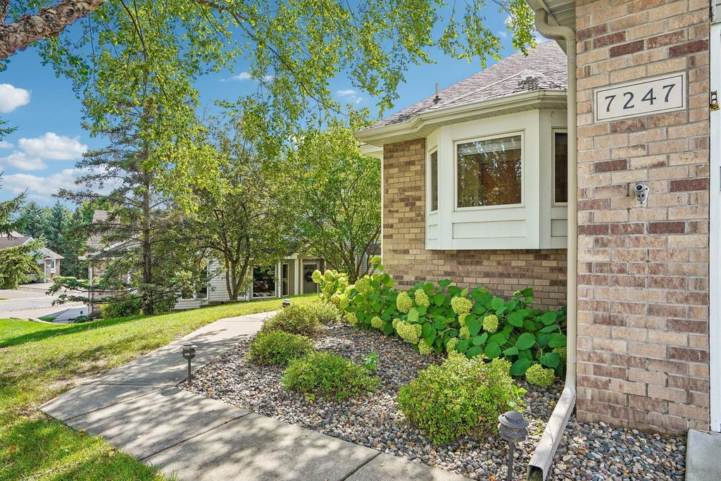 7247 Lake Ridge Drive, Savage, MN 55378 — photo 4