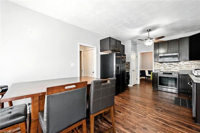 112 Pippin DR, Suffolk, VA 23434