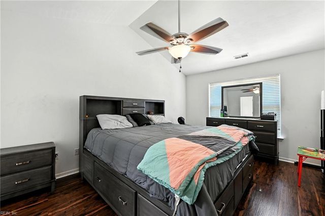 112 Pippin DR, Suffolk, VA 23434