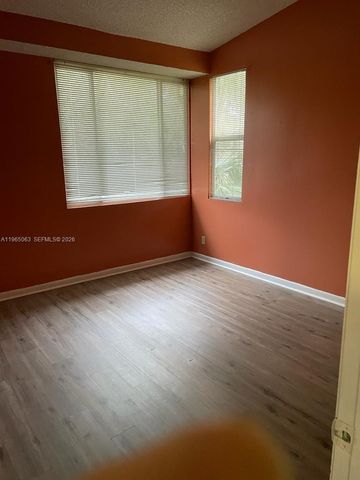 651 Lyons Rd 10201, Coconut Creek, FL 33063