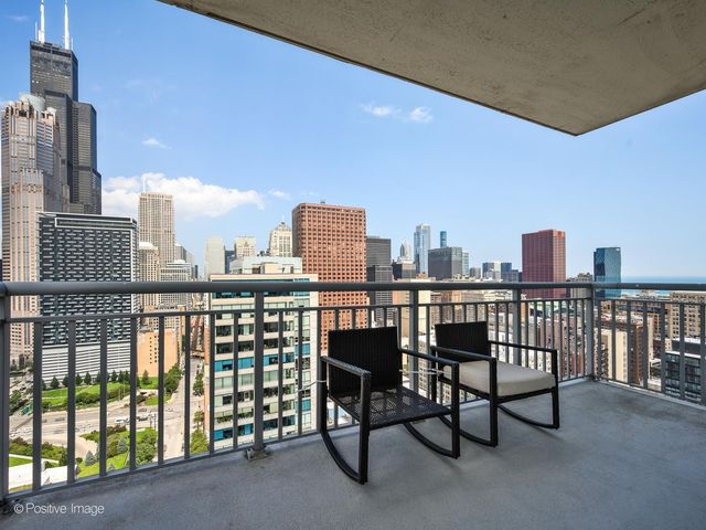 701 S Wells Street 3306, Chicago, IL 60607