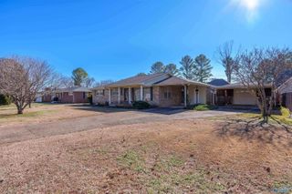 1006 Pasadena Avenue, Muscle Shoals, AL 35661