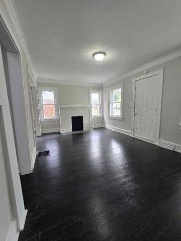 5611 Highland Avenue, Kansas City, MO 64110