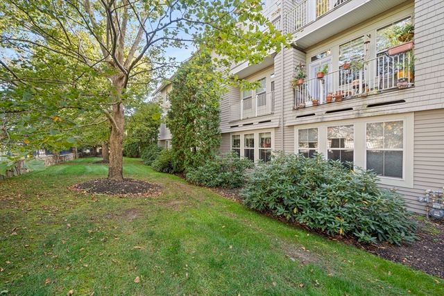 1-205 Harvest Drive 205, North Andover, MA 01845