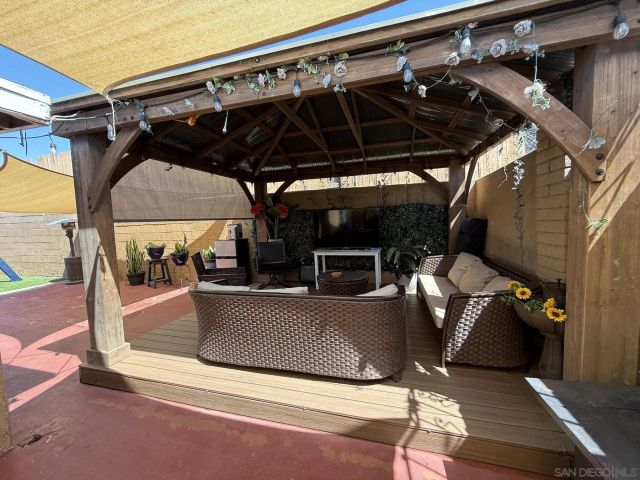 1808 Camino Esperanza, San Diego, CA 92173