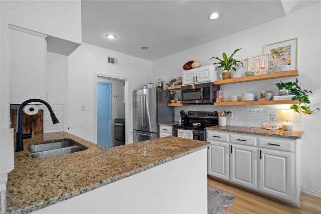 1435 Ross Drive, Lewisville, TX 75067