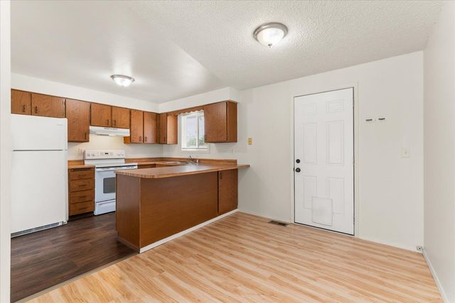 1705- 1707 N Glenn Ct, Spokane Valley, WA 99206